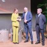 [site:name] - [node:title]